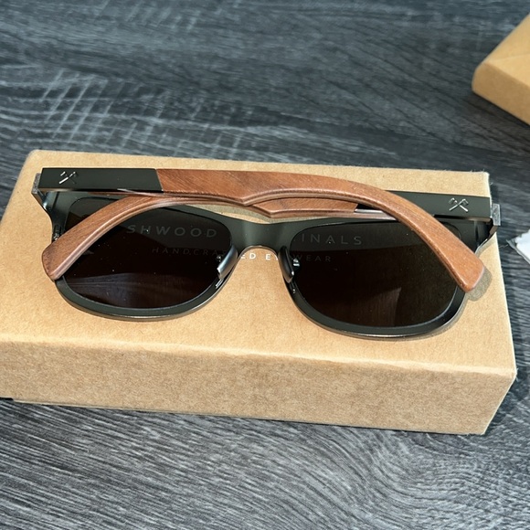 Shwood Canby sunglasses. Brand new. - Picture 4 of 7